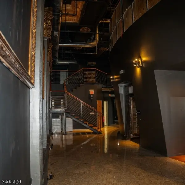 Elizabeth City, NJ 07201,138 Broad St