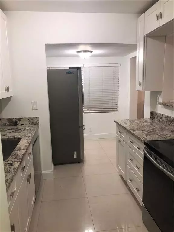 Pompano Beach, FL 33064,5273 NE 17th Ave