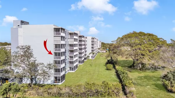 Boca Raton, FL 33487,5500 NW 2nd Ave #425