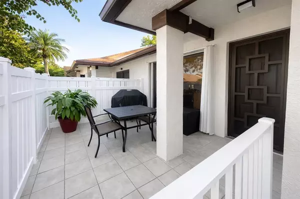 Coconut Creek, FL 33066,3310 Carambola Cir