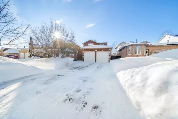 Barrie, ON L4N 8P3,22 Twiss DR