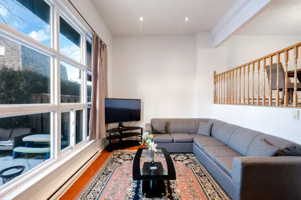 Brampton, ON L6T 2A2,9 Briar PATH