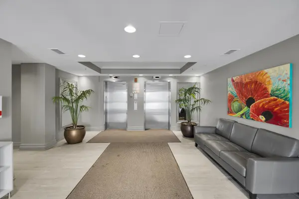 Lower Town - Sandy Hill, ON K1N 1J3,260 Besserer ST #203