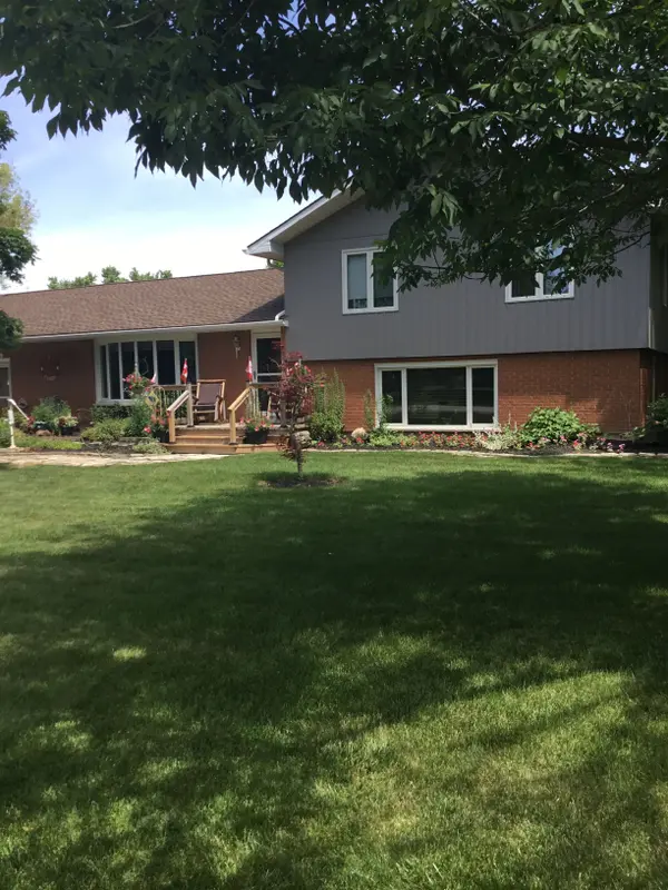 244 Elizabeth ST, Central Huron, ON N0M 2H0