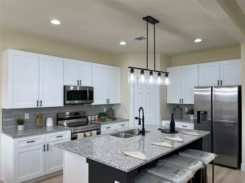 Corsicana, TX 75110,317 E 14th Avenue