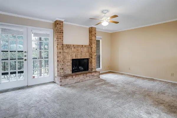 Addison, TX 75001,16301 Ledgemont Lane #267