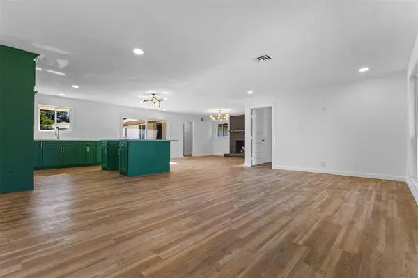 Dallas, TX 75232,924 Whitestone Lane