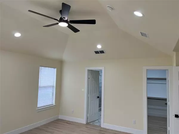 Corsicana, TX 75110,317 E 14th Avenue