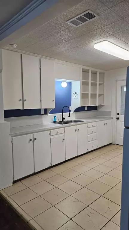 Bonham, TX 75418,1007 Willow Street