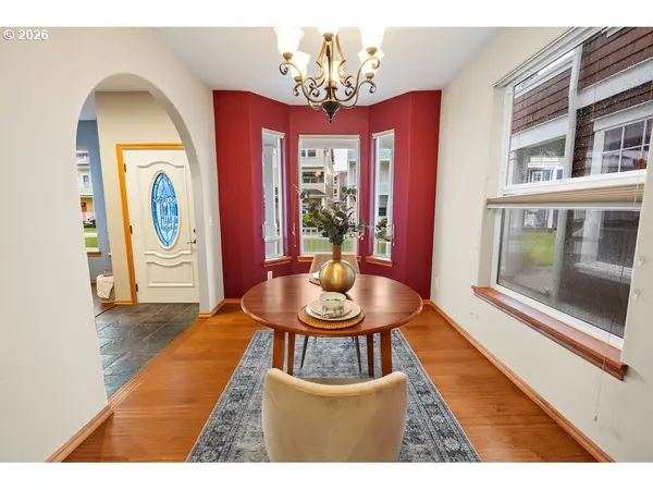 Astoria, OR 97103,260 ROUND HOUSE RD