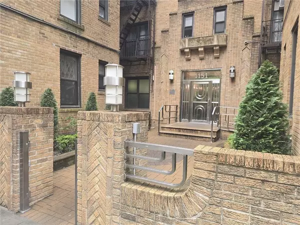 Brooklyn, NY 11235,1151 Brighton Beach AVE #2H
