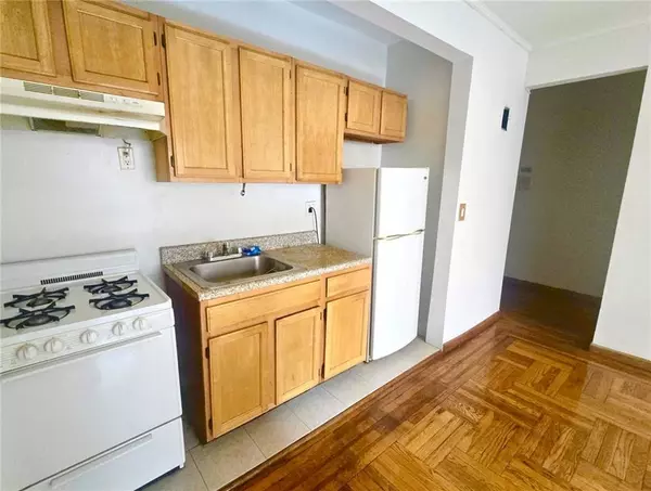 Brooklyn, NY 11235,1151 Brighton Beach AVE #2H