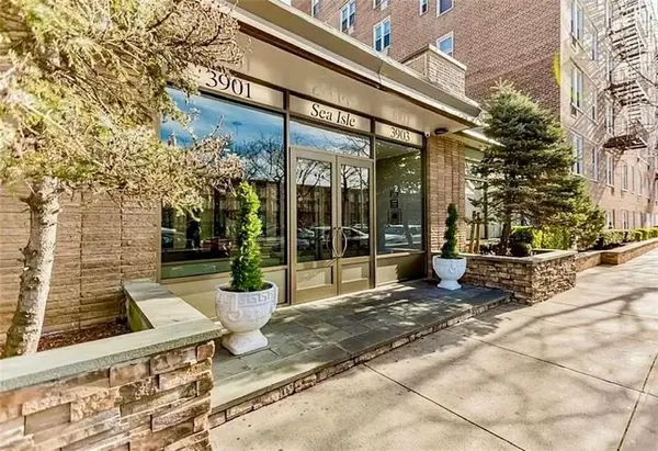 3909 Nostrand AVE #2C, Brooklyn, NY 11235