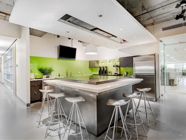 4211 Yonge ST #618, Toronto C12, ON M2P 2A9