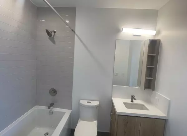 Toronto, ON M5B 0C8,319 Jarvis ST #1011