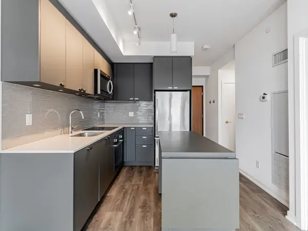 Toronto C15, ON M2J 1M6,56 Forest Manor RD #408