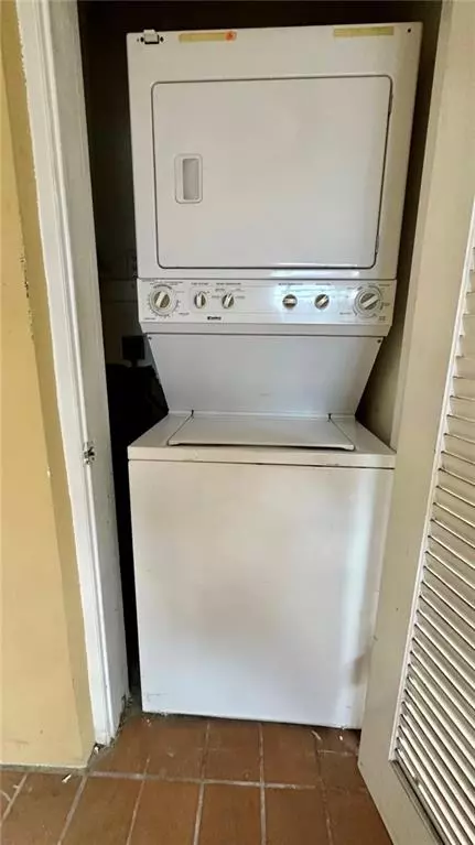 Lighthouse Point, FL 33064,1911 NE 28th Ct #2B