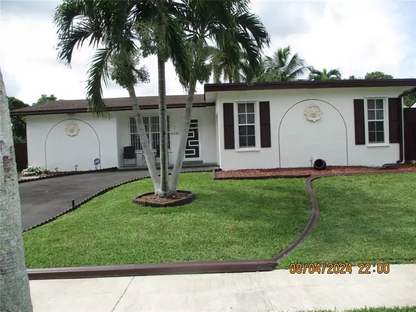 Pembroke Pines, FL 33024,9330 NW 10th St