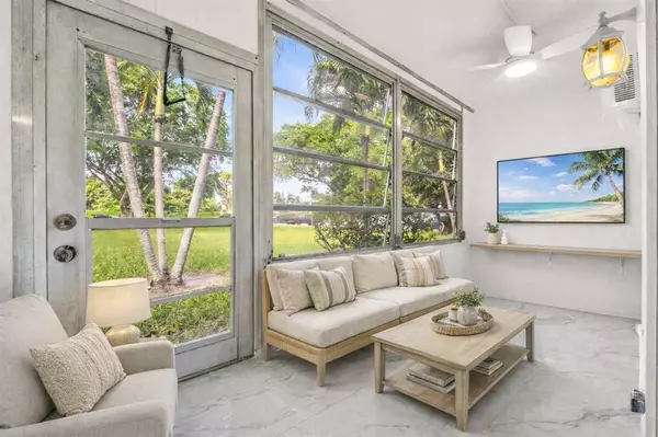 Deerfield Beach, FL 33442,242 Tilford L #L