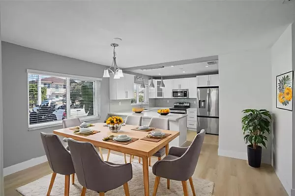 Miami, FL 33165,8930 SW 38th St