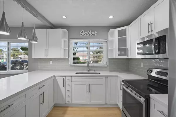 Miami, FL 33165,8930 SW 38th St