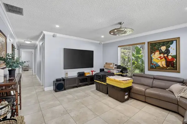 Davie, FL 33328,3673 W Forge Rd #41