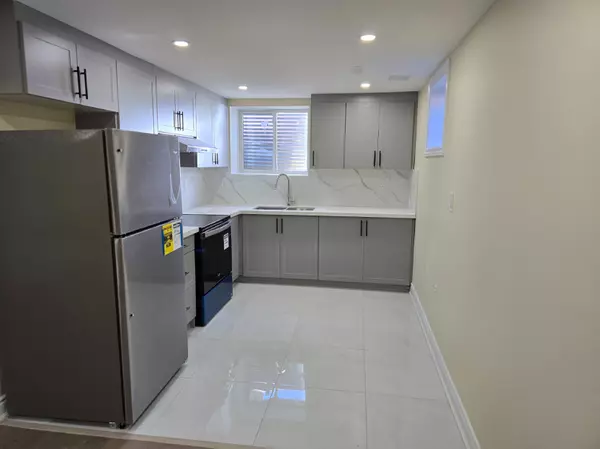 Brampton, ON L7A 4Z6,38 Farringdon CRES