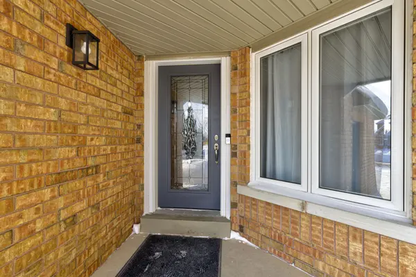 Halton Hills, ON L7G 5T2,88 Eaton ST