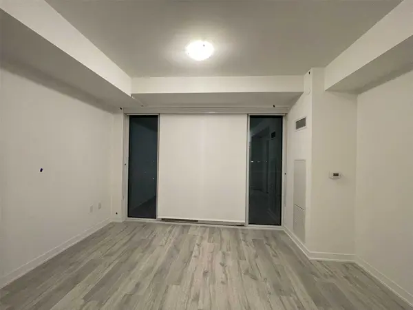 Mississauga, ON L5M 0Z8,4675 Metcalfe AVE #2003