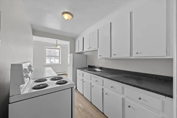 Carlington - Central Park, ON K1Z 8H4,1455 Morisset AVE #09