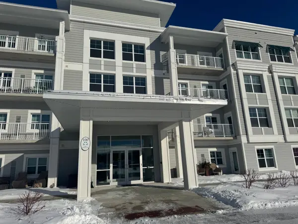 Central Elgin, ON N5L 1C5,100 The Promenade N/A #205