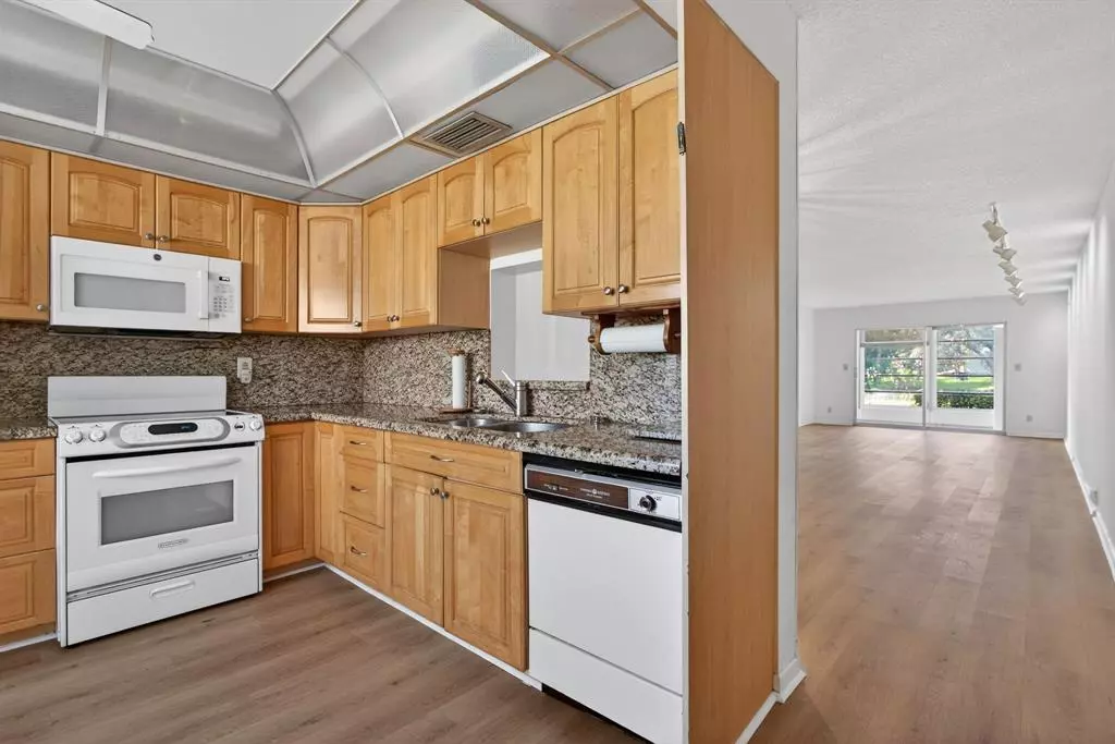 Coconut Creek, FL 33066,3101 Portofino Pt #A1