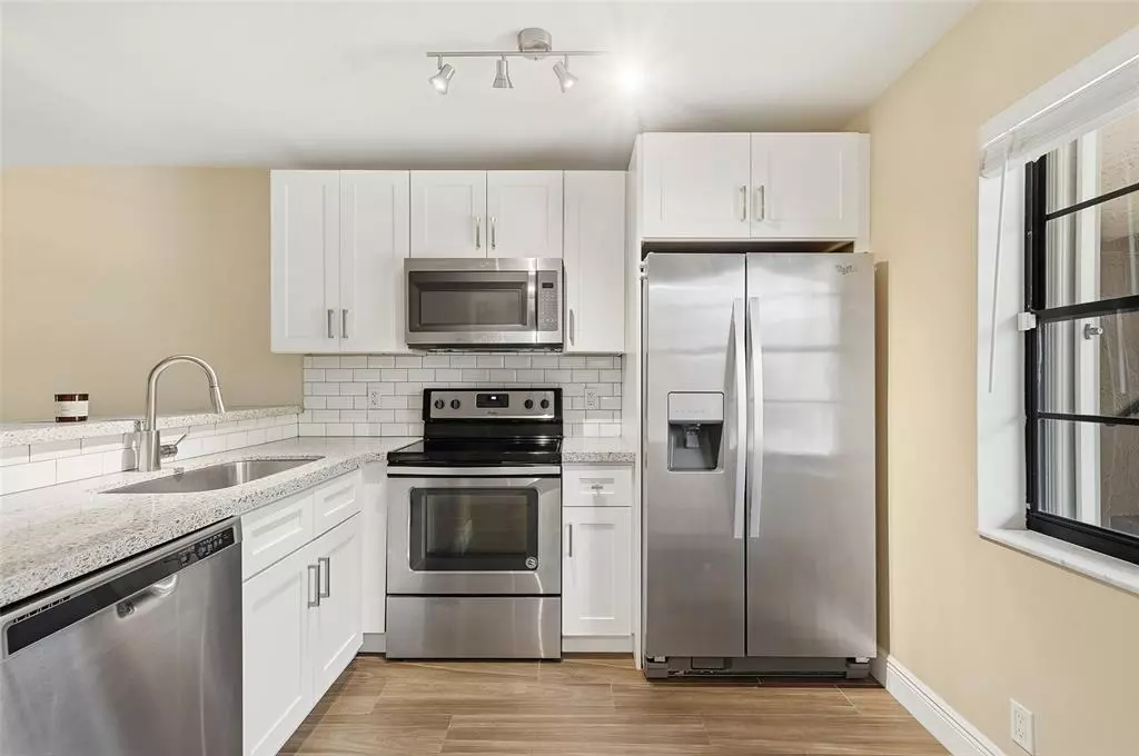 Plantation, FL 33324,10551 W Broward Blvd #310