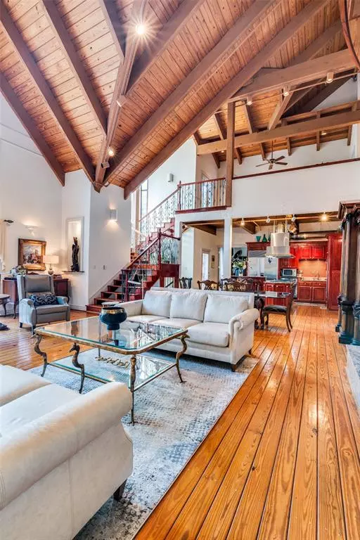 Dallas, TX 75214,3435 Wendover Road