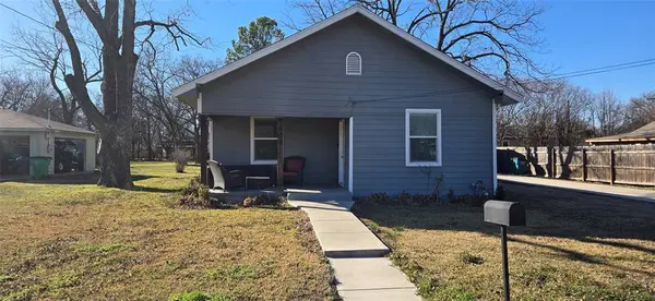 809 S Wine Street, Gainesville, TX 76240