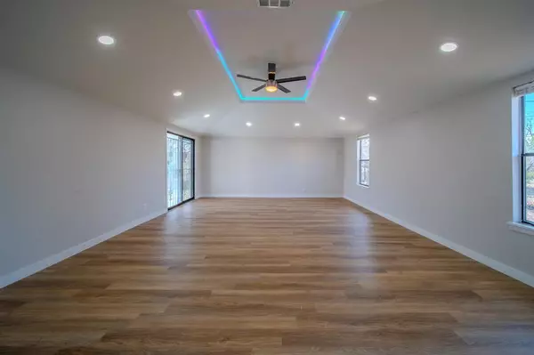 Dallas, TX 75241,1614 Solitude Drive