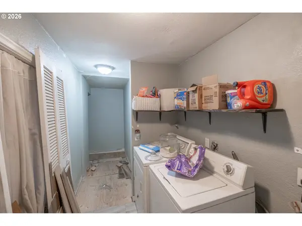 Lebanon, OR 97355,232 E CAROLINA ST