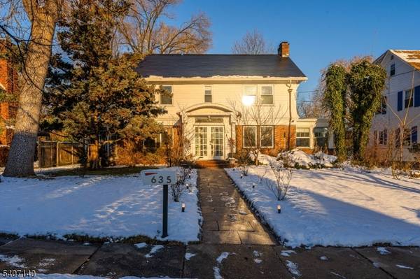 631 Union Ave, Elizabeth City, NJ 07208