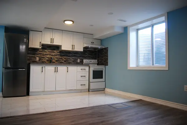 Oshawa, ON L1J 2W3,593 Ridgeway AVE