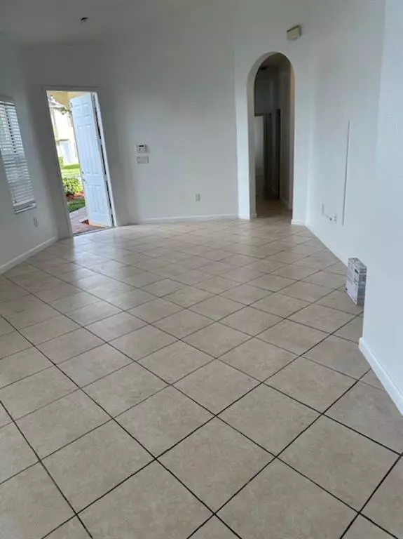 Homestead, FL 33033,1056 NE 39th Ave