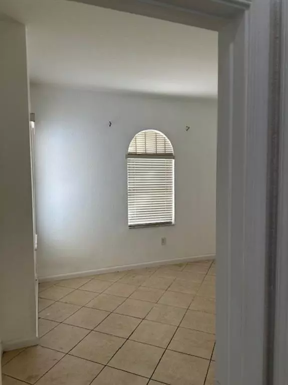 Homestead, FL 33033,1056 NE 39th Ave