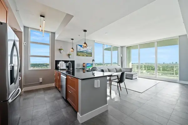 Fort Lauderdale, FL 33301,315 NE 3rd Ave #1907