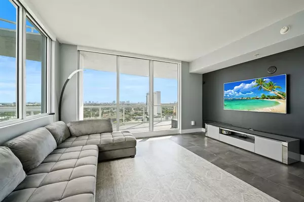 Fort Lauderdale, FL 33301,315 NE 3rd Ave #1907