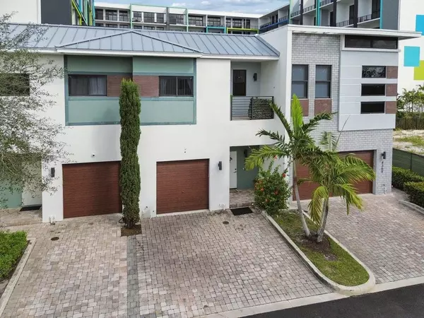 Plantation, FL 33317,4373 NW 9th St #4373