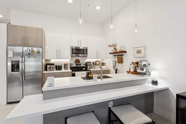 Plantation, FL 33317,4373 NW 9th St #4373