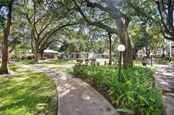 Lauderdale Lakes, FL 33313,2650 NW 49th Ave #320