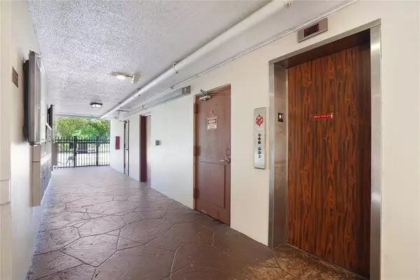 Lauderdale Lakes, FL 33313,2650 NW 49th Ave #320