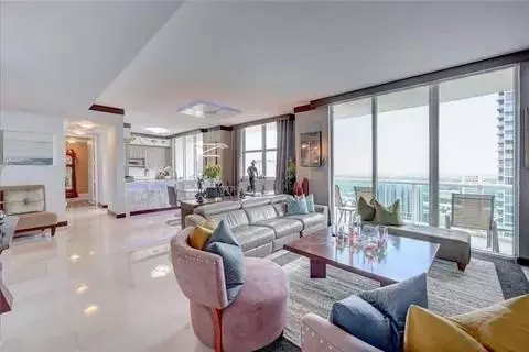 Fort Lauderdale, FL 33301,347 N New River Dr #ph4