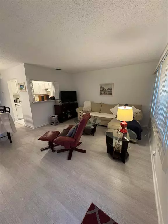 Deerfield Beach, FL 33442,283 Ventnor S #283