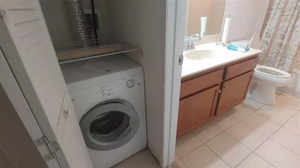 Pompano Beach, FL 33063,6735 Coral Lake Dr #6735